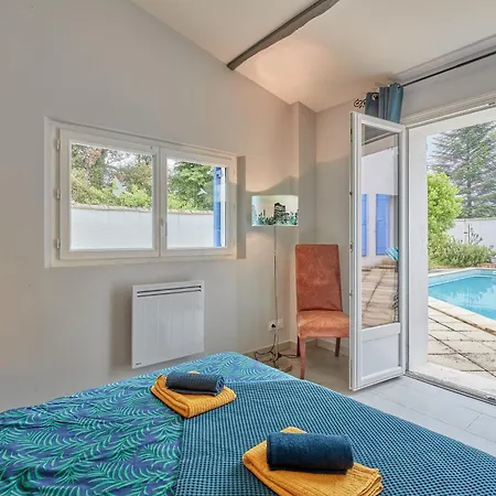 Mas Blanc - Grande Maison Avec Piscine Holiday home Monfaucon (Dordogne)